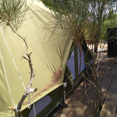 Zelt 6 Camp West * Razanac